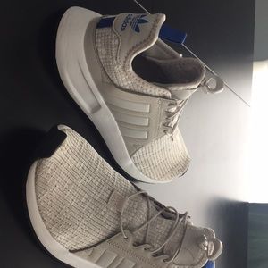 Adidas gym shoe